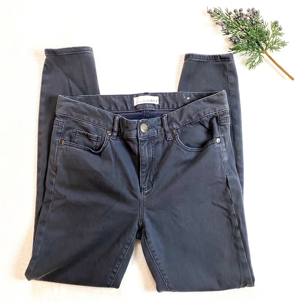 LOFT Ann Taylor Gray Soft Stretch Legging Sz 27/ 4.
